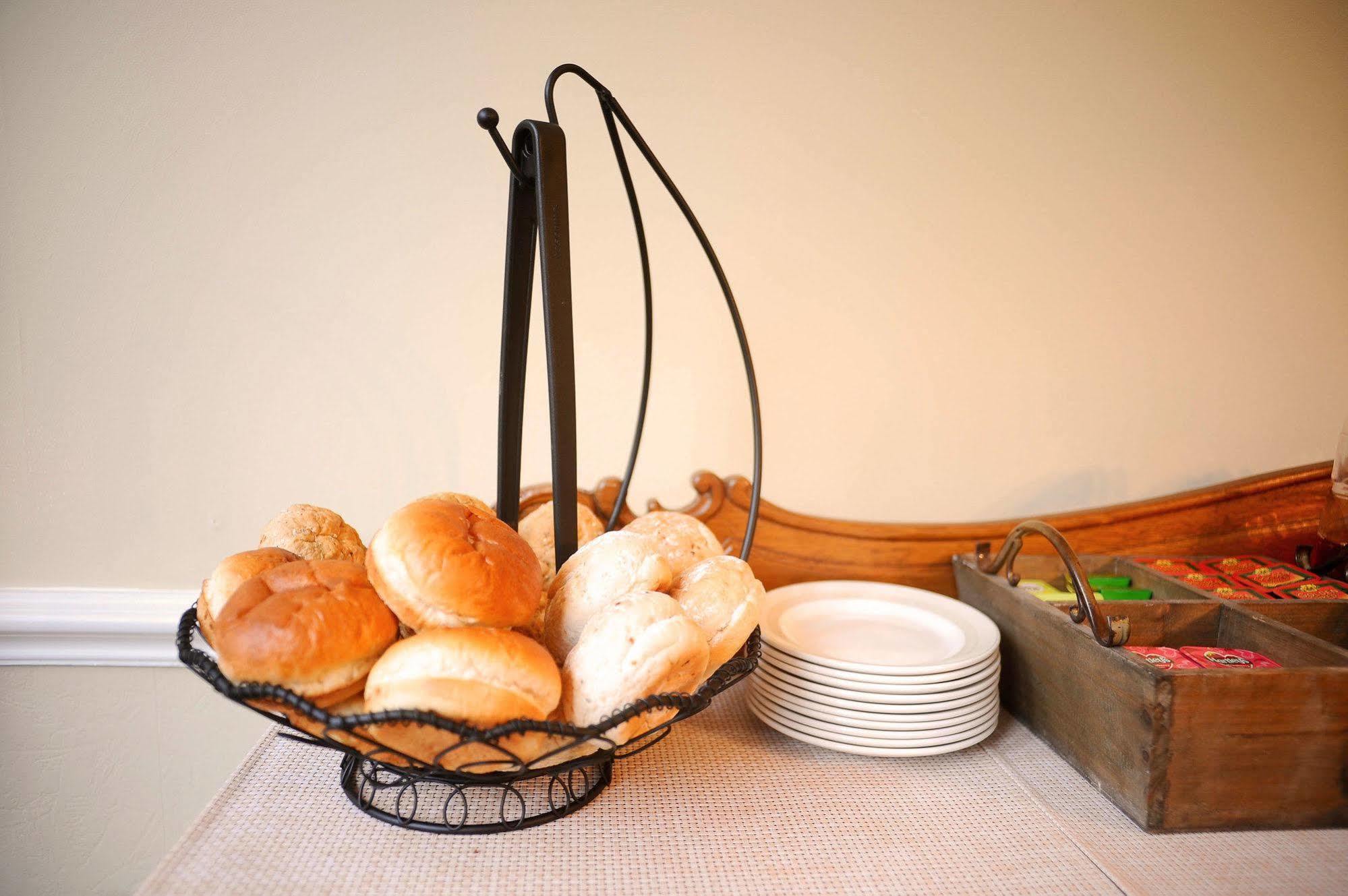 Chestnuts Guest House (Adults Only) Windermere Ngoại thất bức ảnh