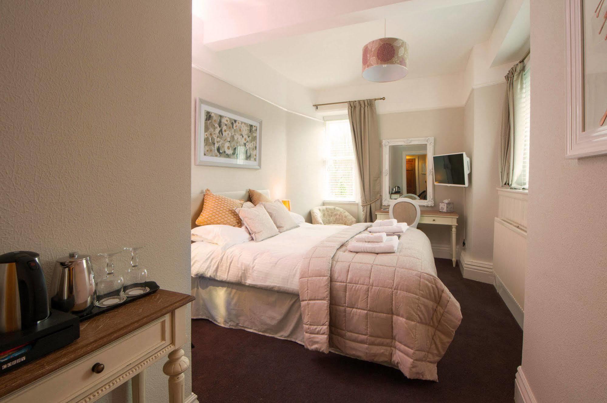 Chestnuts Guest House (Adults Only) Windermere Ngoại thất bức ảnh